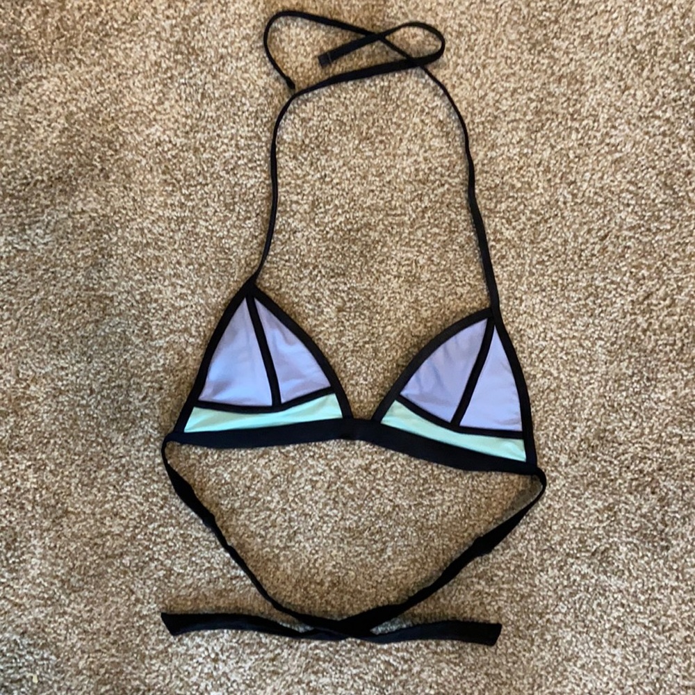 Color block triangle bikini top